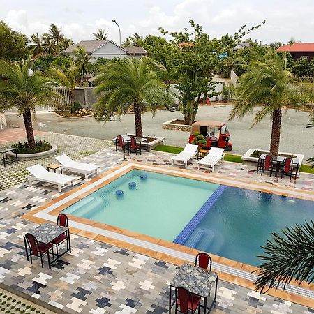 كامبوت Two Moons Resort المظهر الخارجي الصورة