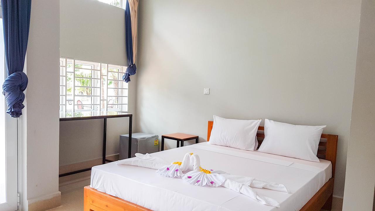 كامبوت Two Moons Resort المظهر الخارجي الصورة